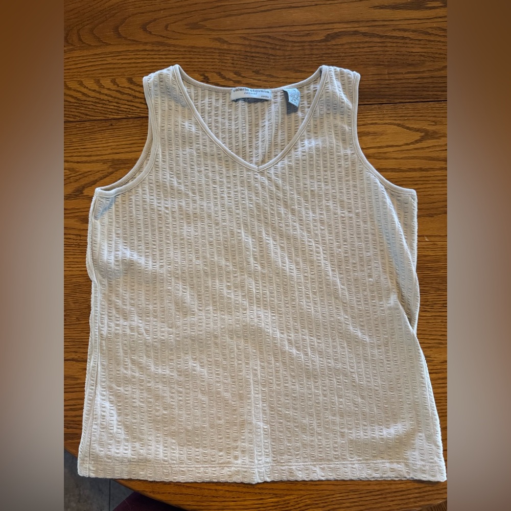 Valerie Stevens casual PM tank top